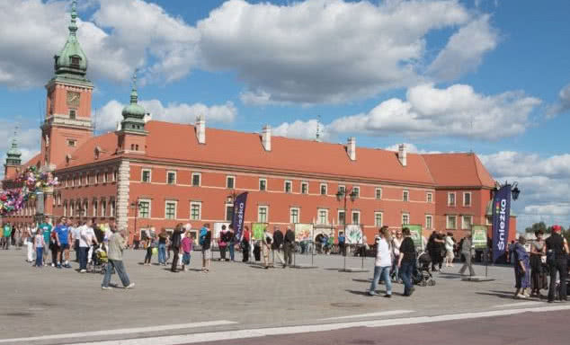 Warszawskie Stare Miasto w kolorach Śnieżki
